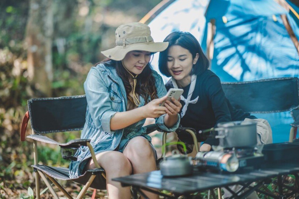 Meski Musim Hujan, Glamping Dijamin Lebih Seru Kalau Ikuti Tips Ini